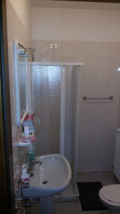 Afrodite Hotel Palu Екстериор снимка